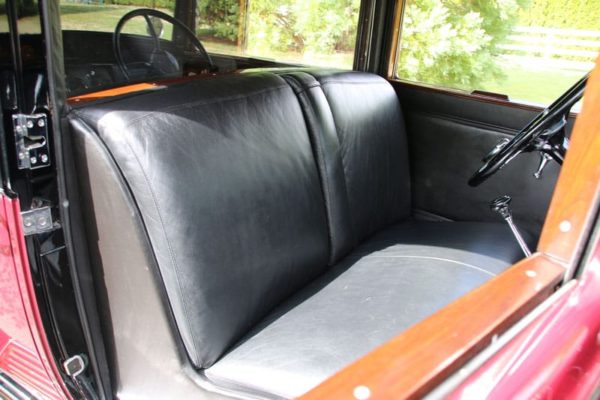 1931 Cadillac V16 interior